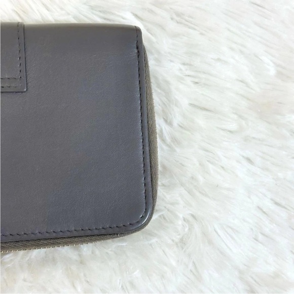 Yves Saint Laurent Gray Wallet with Gold Logo - Picture 6 of 13
